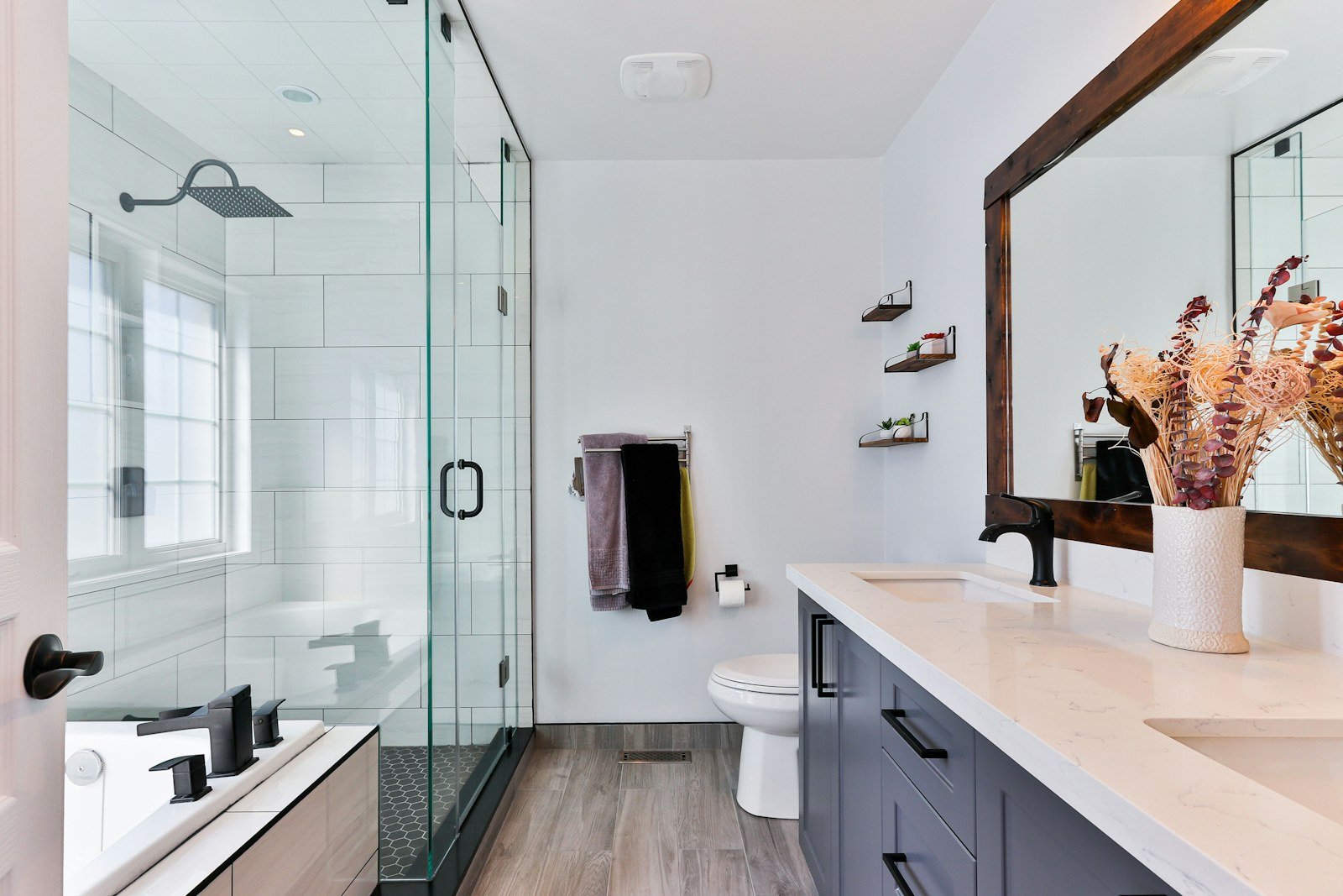 Schone hotelbadkamer